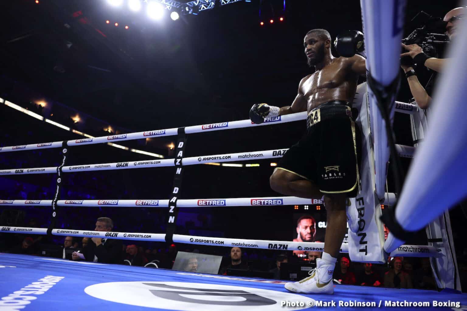 Tonight: Wood vs. Lara - Live Results