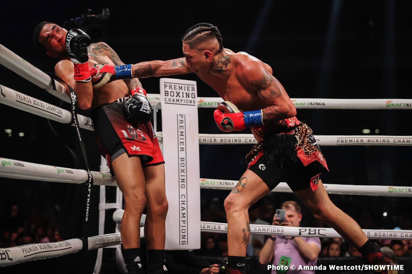 Mario Barrios TKO 8 Santiago, Pero Stops Faust - Boxing Results
