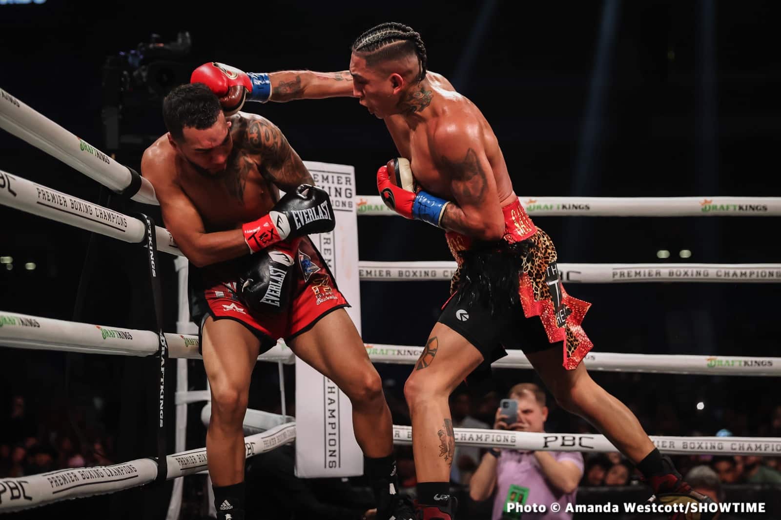 Mario Barrios TKO 8 Santiago, Pero Stops Faust - Boxing Results