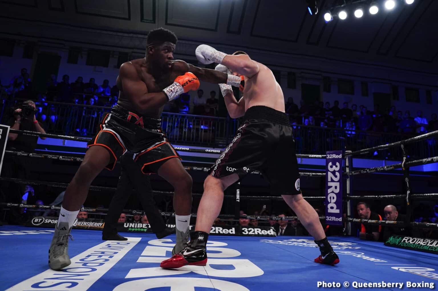 David Adeleye Stops Bezus at York Hall - Boxing Results