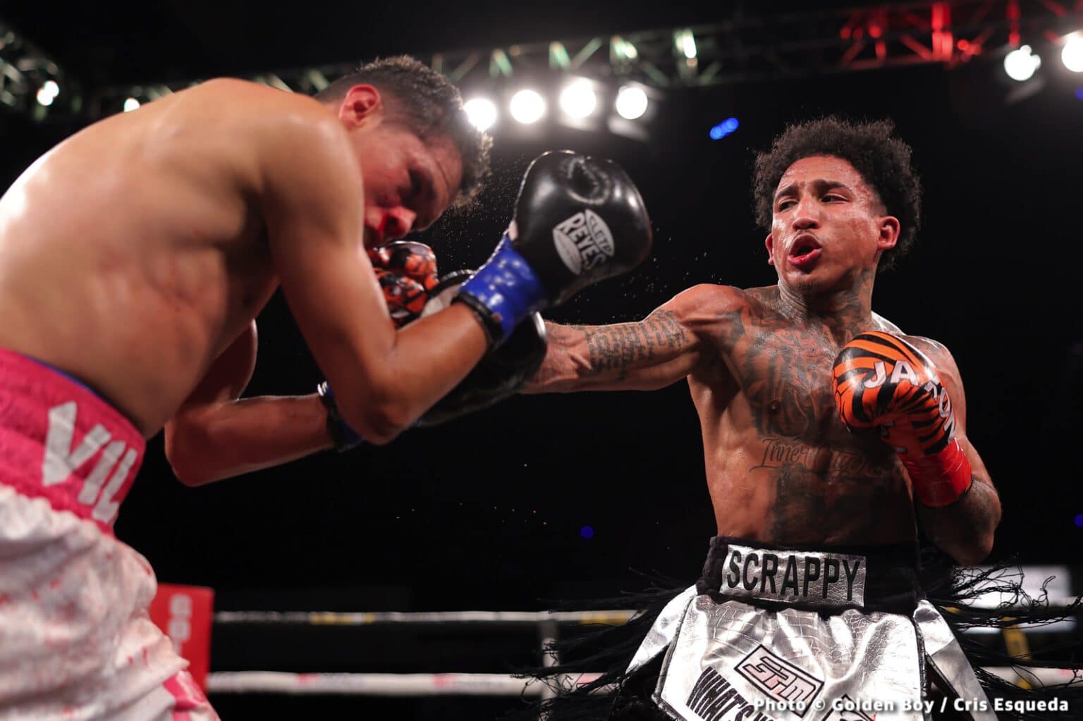 Boxing photo: Franklin Gonzalez, John “Scrappy” Ramirez, Luis Padilla, Manny Flores image “Scrappy” Ramirez defeats Padilla - Boxing Results