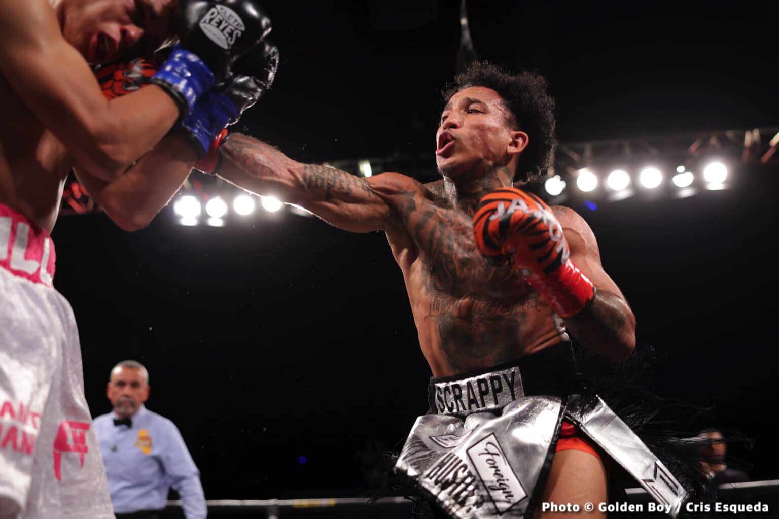 Boxing photo: Franklin Gonzalez, John “Scrappy” Ramirez, Luis Padilla, Manny Flores image “Scrappy” Ramirez defeats Padilla - Boxing Results