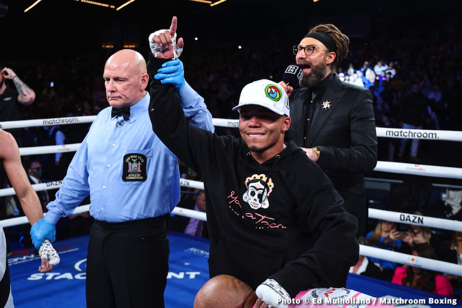 Tonight: Amanda Serrano vs. Erika Cruz - Live Results From MSG