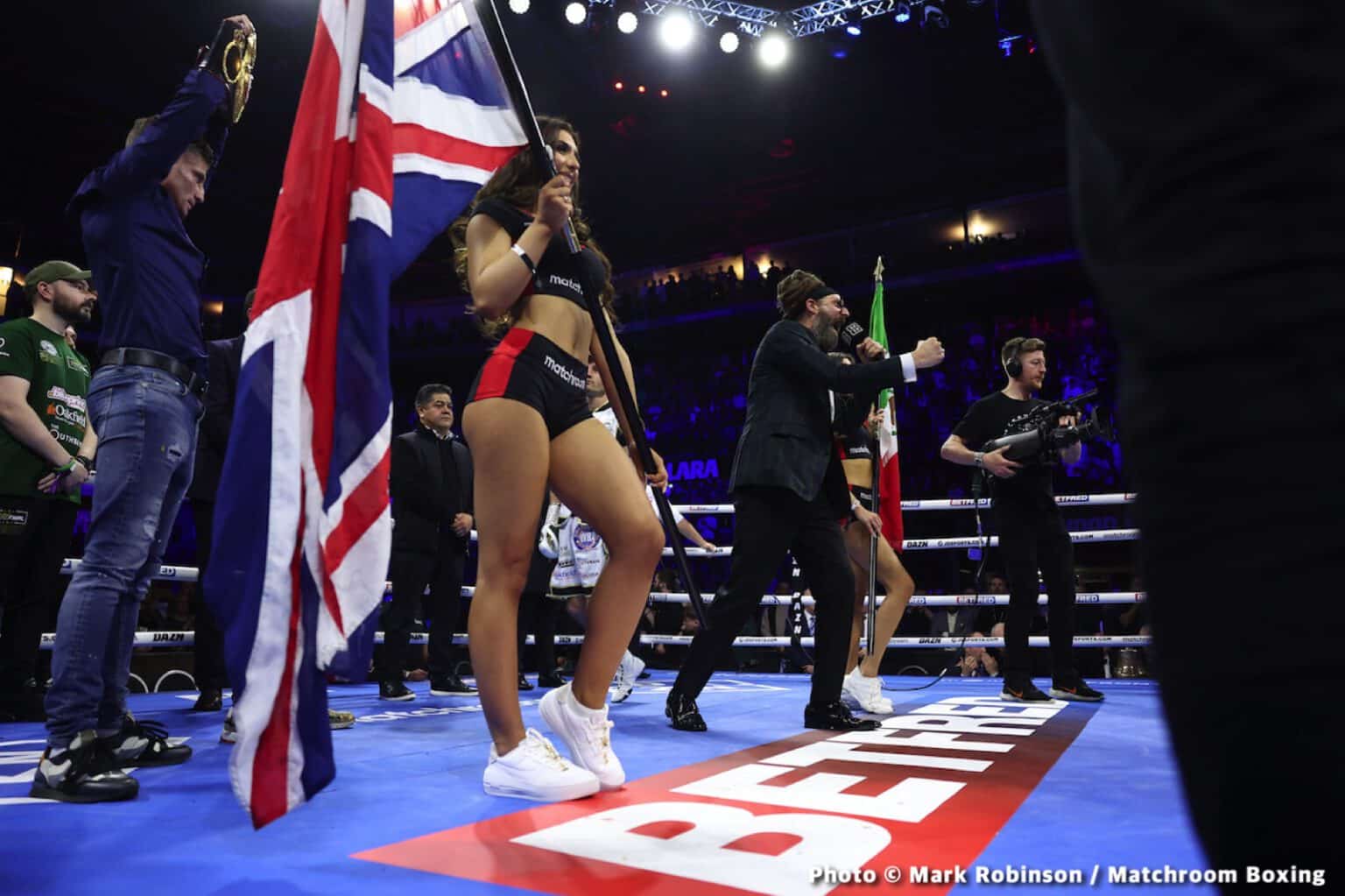 Tonight: Wood vs. Lara - Live Results