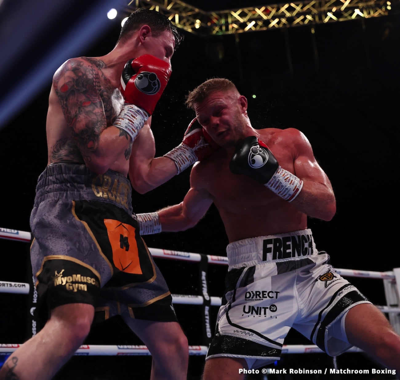 Results / Photos: Cyrus Pattinson stops Jenkins