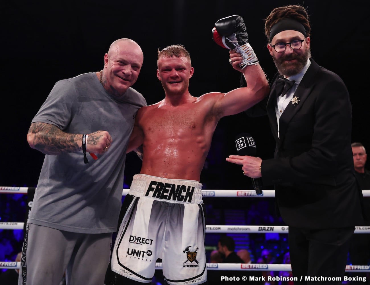 Results / Photos: Cyrus Pattinson stops Jenkins