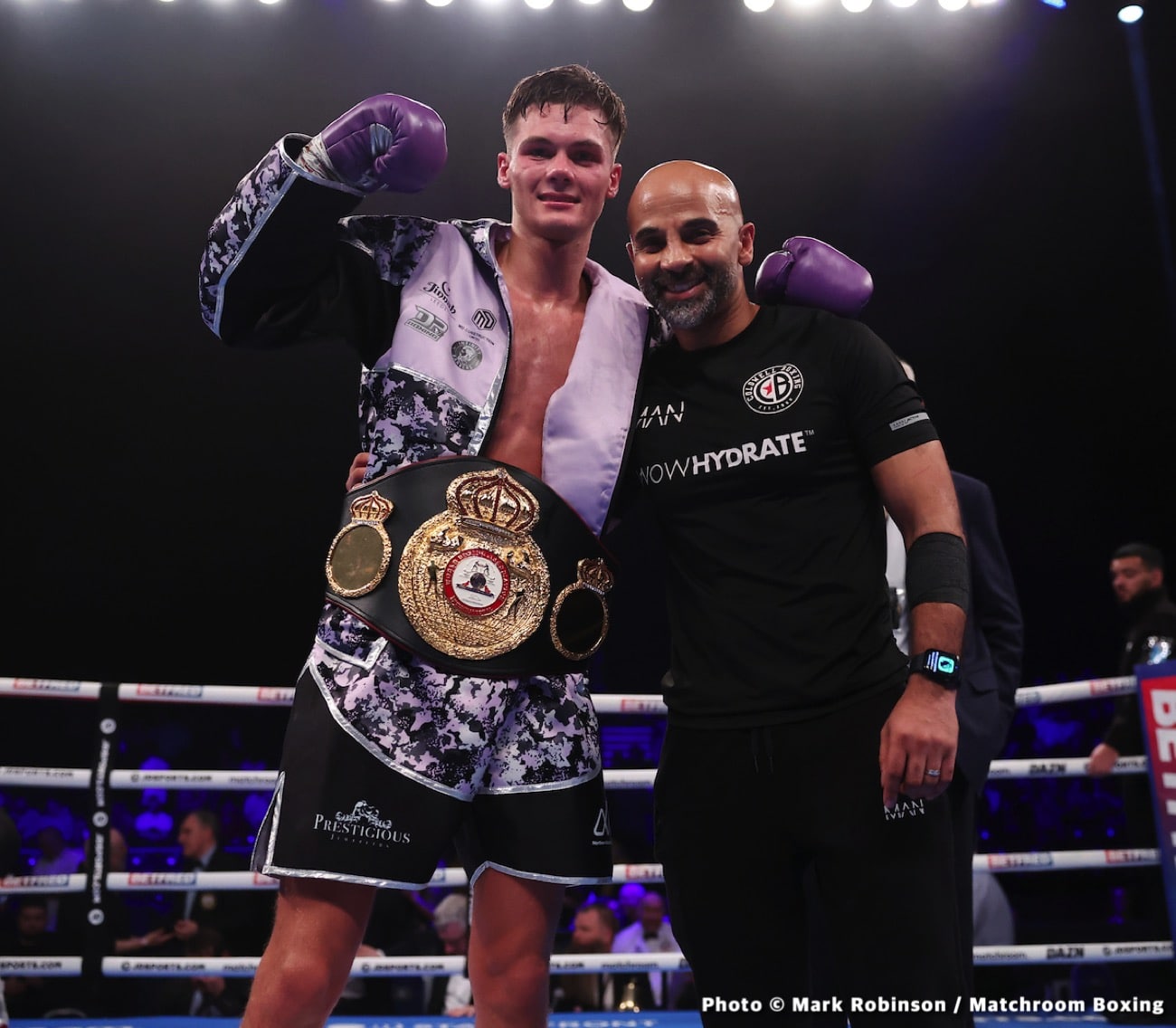 Results / Photos: Cyrus Pattinson stops Jenkins