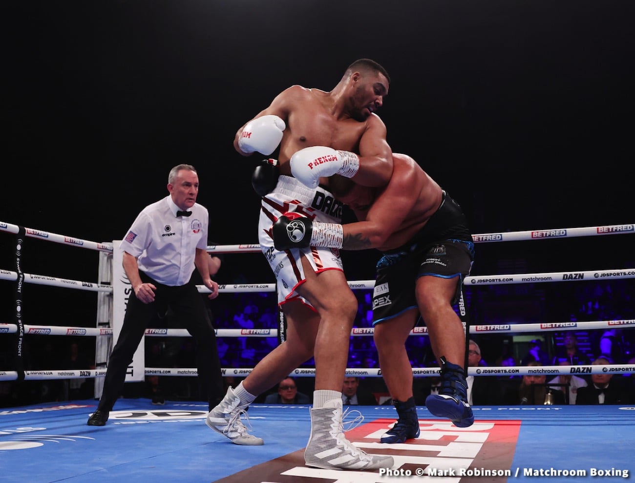 Results / Photos: Cyrus Pattinson stops Jenkins
