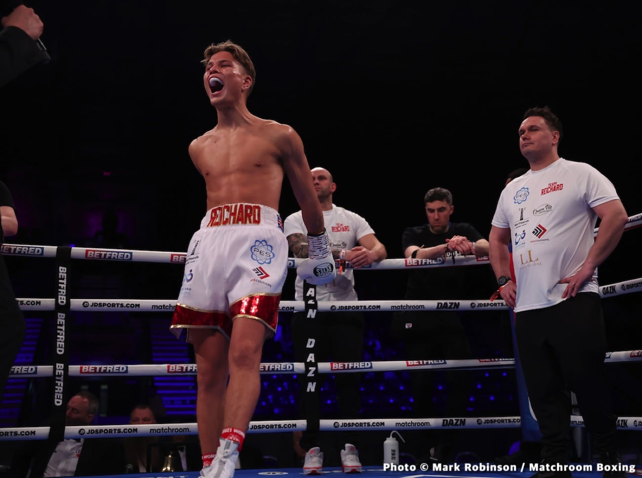 Results / Photos: Cyrus Pattinson stops Jenkins