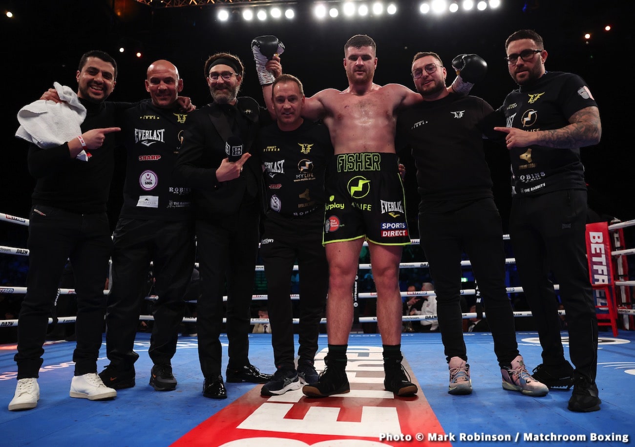 Diego Pacheco destroys Jack Cullen in 4th round KO - Boxing results