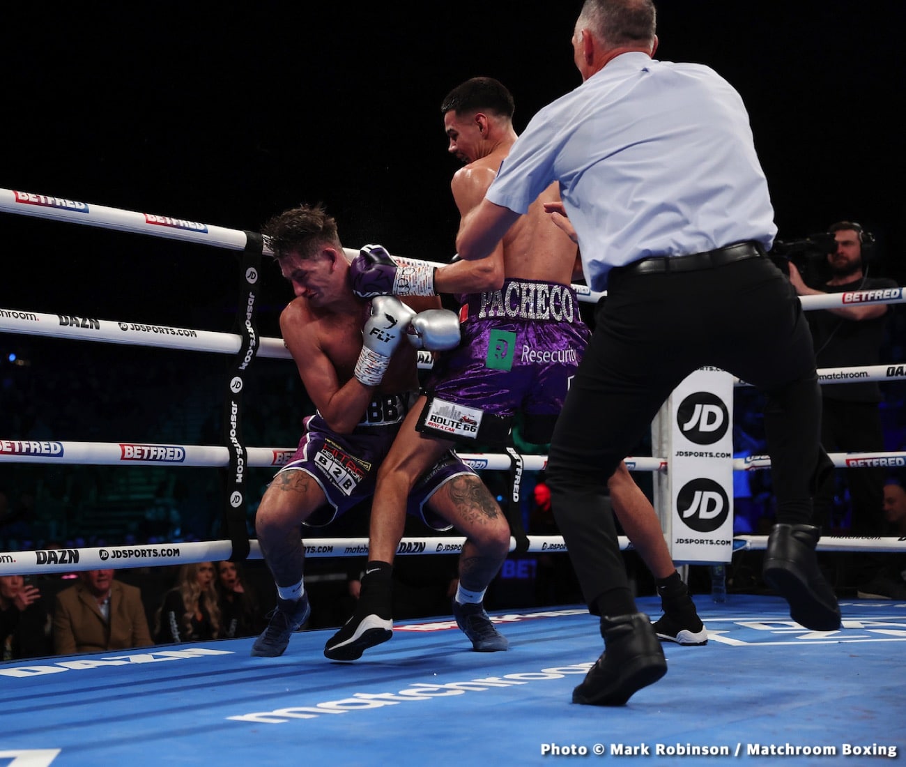 Diego Pacheco destroys Jack Cullen in 4th round KO - Boxing results