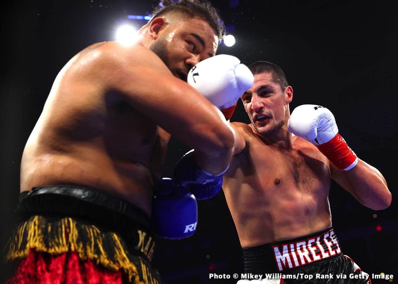 Results / Photos: Seniesa Estrada Unifies Minimumweight Titles