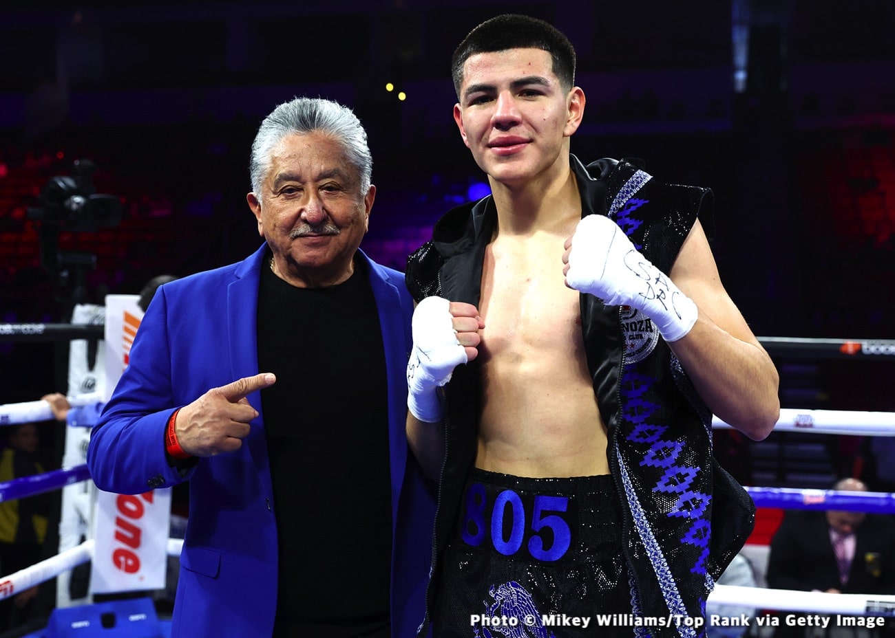 Results / Photos: Seniesa Estrada Unifies Minimumweight Titles