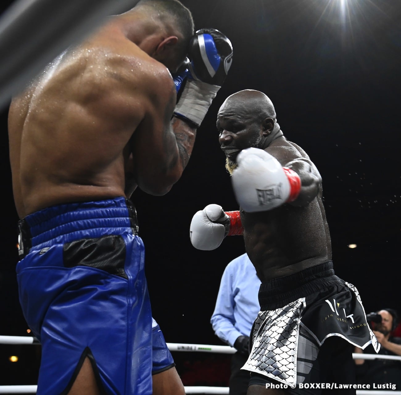 Boxing photo: Carlos Takam, Tony Yoka image Photos: Takam Upsets Yoka, Azeez wins Euro title in Paris!