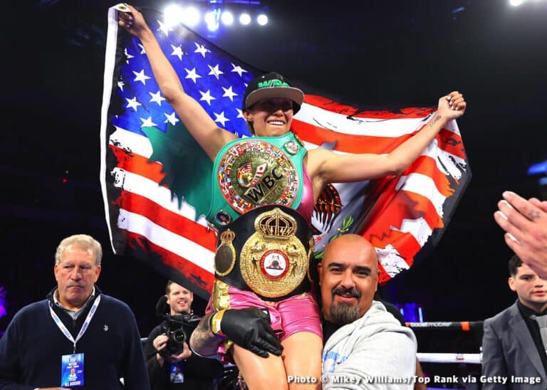 Results / Photos: Seniesa Estrada Unifies Minimumweight Titles