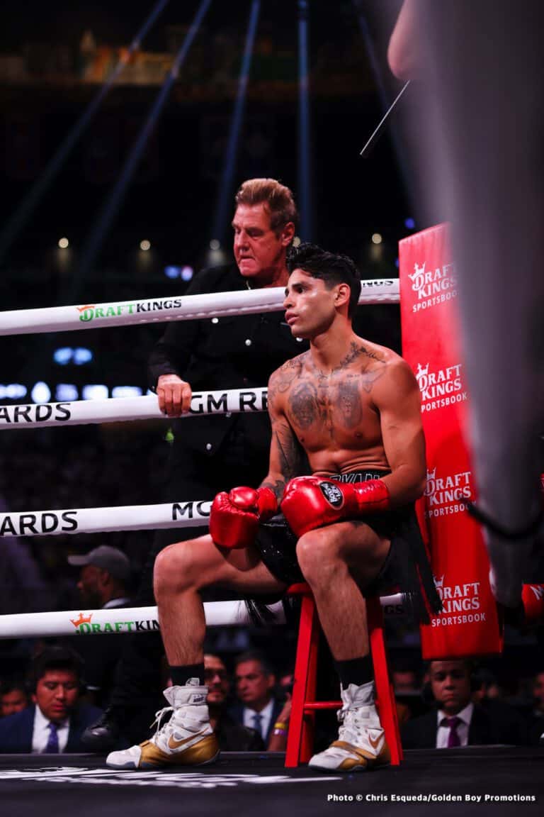 Teofimo Sr trashes Ryan Garcia's coach for poor job in Tank Davis fight