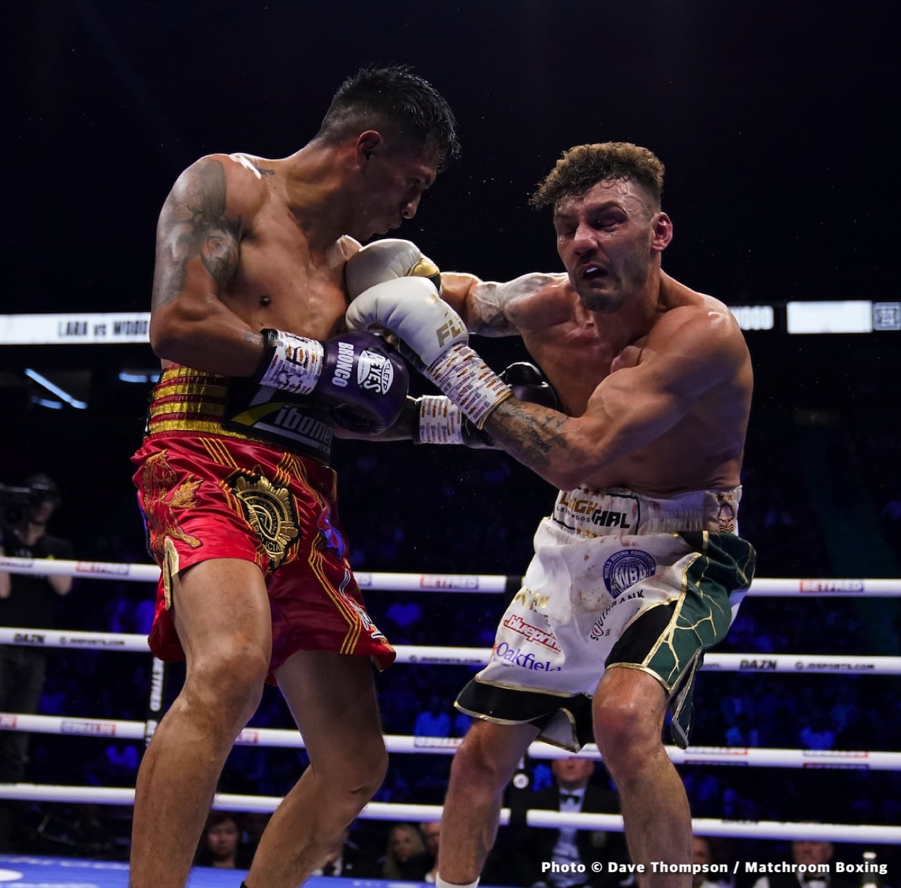 Boxing photo: Leigh Wood, Mauricio Lara image Leigh Wood defeats Mauricio Lara, recaptures WBA 126-lb title - Boxing results