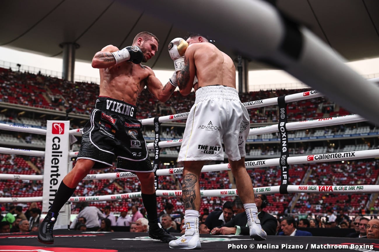 Boxing photo: Canelo Alvarez, John Ryder image Tonight: Canelo Alvarez vs. John Ryder - Live Fight Results