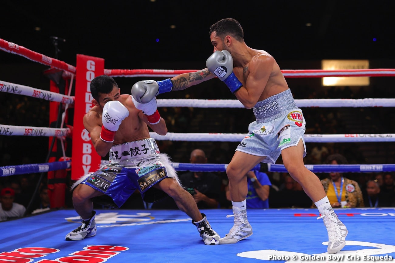 Boxing photo: Oscar Collazo image The Fastest Boxer From Puerto Rico To Win A World Title, Oscar Collazo Made History Over The Weekend