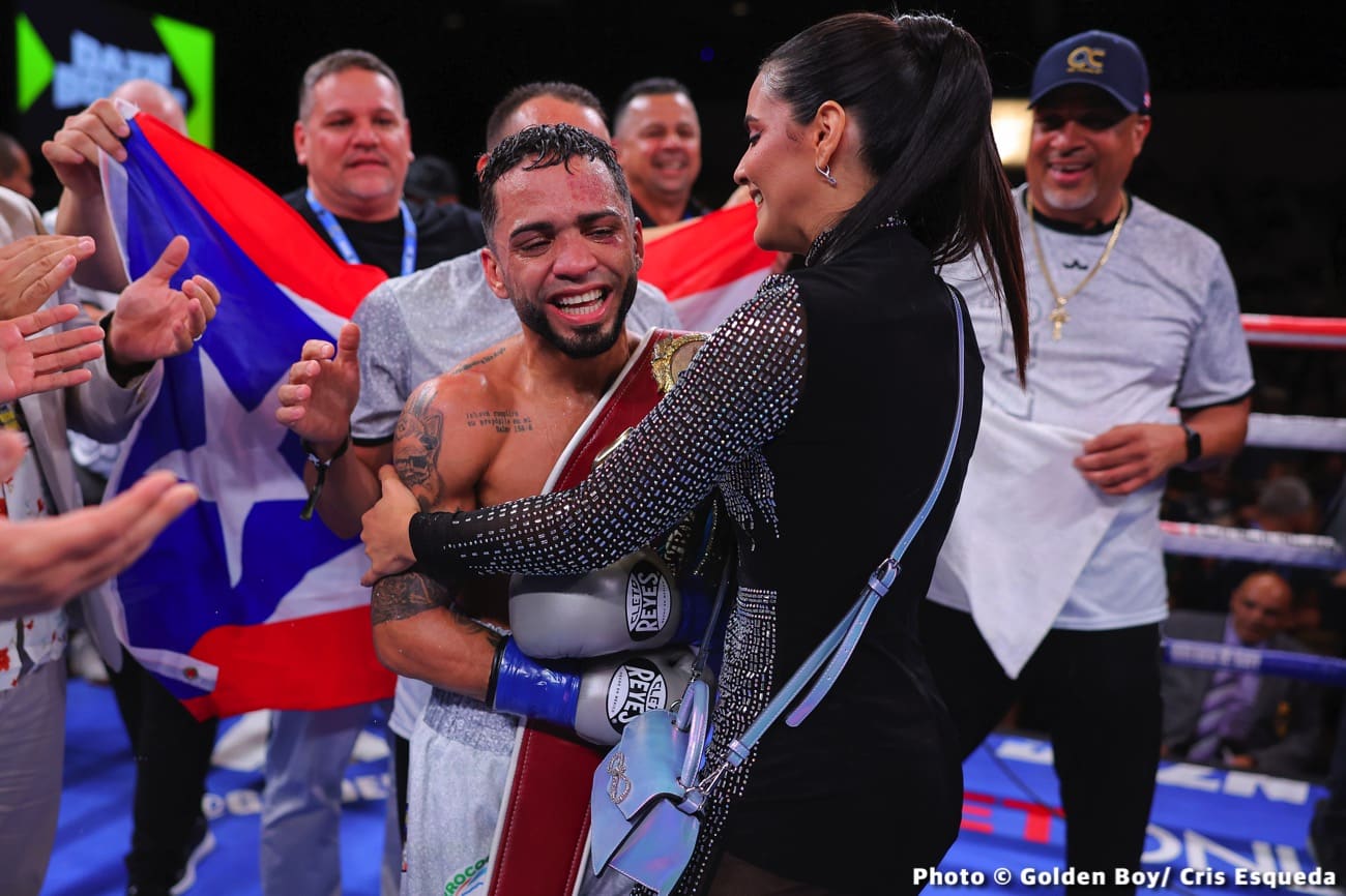 Boxing photo: Oscar Collazo image The Fastest Boxer From Puerto Rico To Win A World Title, Oscar Collazo Made History Over The Weekend