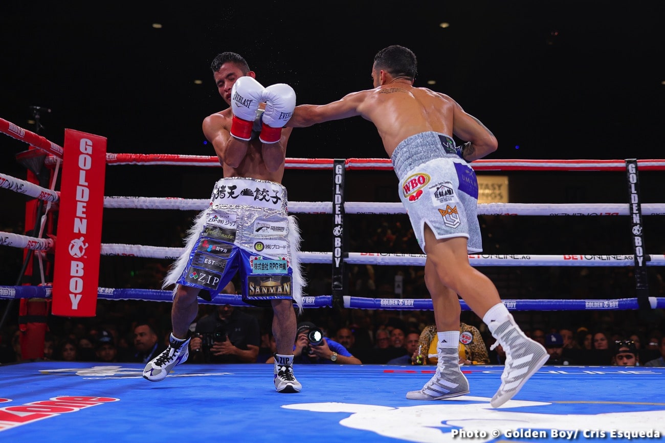 Boxing photo: Oscar Collazo image The Fastest Boxer From Puerto Rico To Win A World Title, Oscar Collazo Made History Over The Weekend