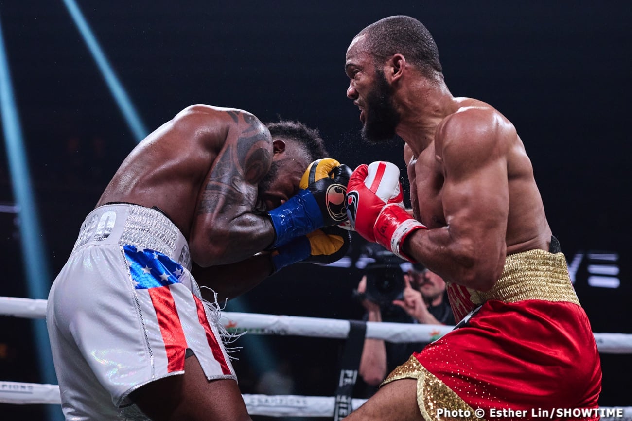 Boxing photo: Carlos Adames, Julian Williams image Adames vs. Williams SHO Card: Good Scraps Bad Stoppages - Boxing Results