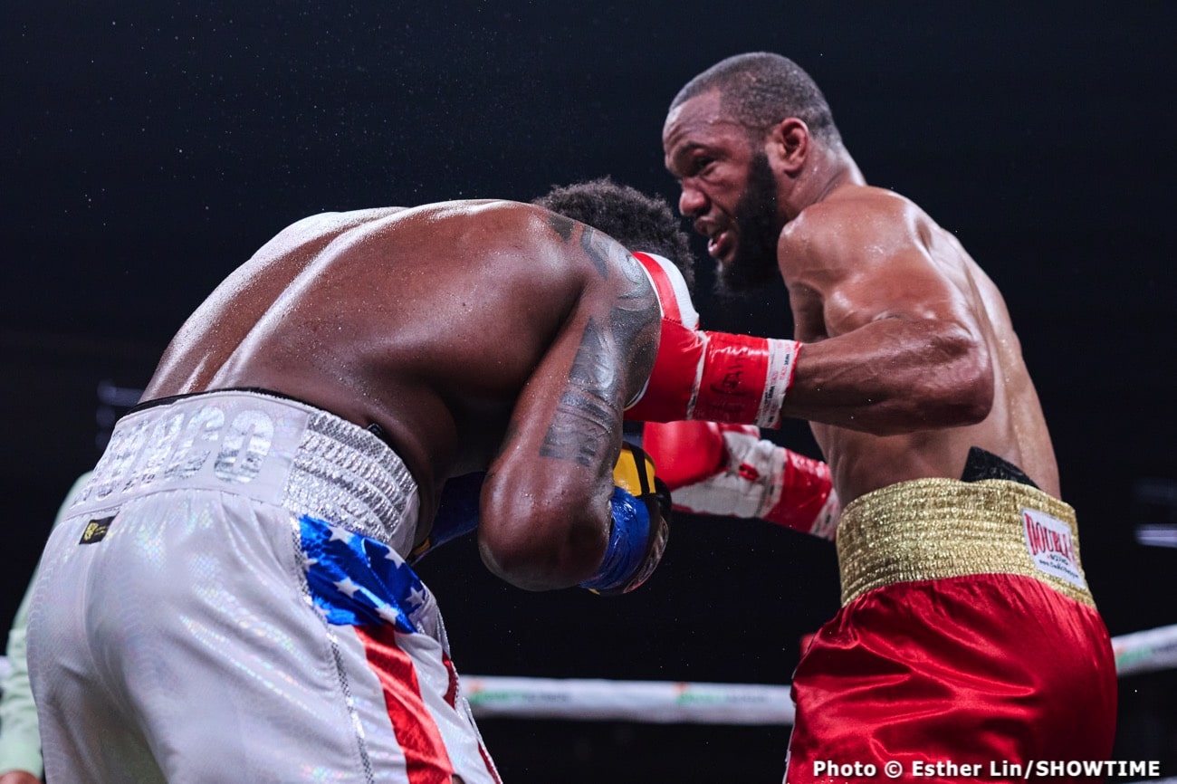 Boxing photo: Carlos Adames, Julian Williams image Adames vs. Williams SHO Card: Good Scraps Bad Stoppages - Boxing Results