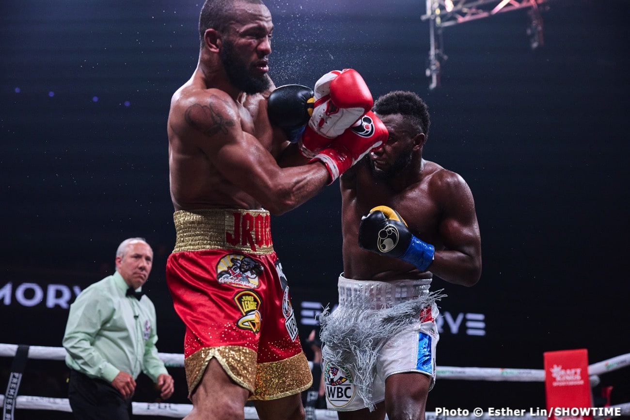 Boxing photo: Carlos Adames, Julian Williams image Adames vs. Williams SHO Card: Good Scraps Bad Stoppages - Boxing Results