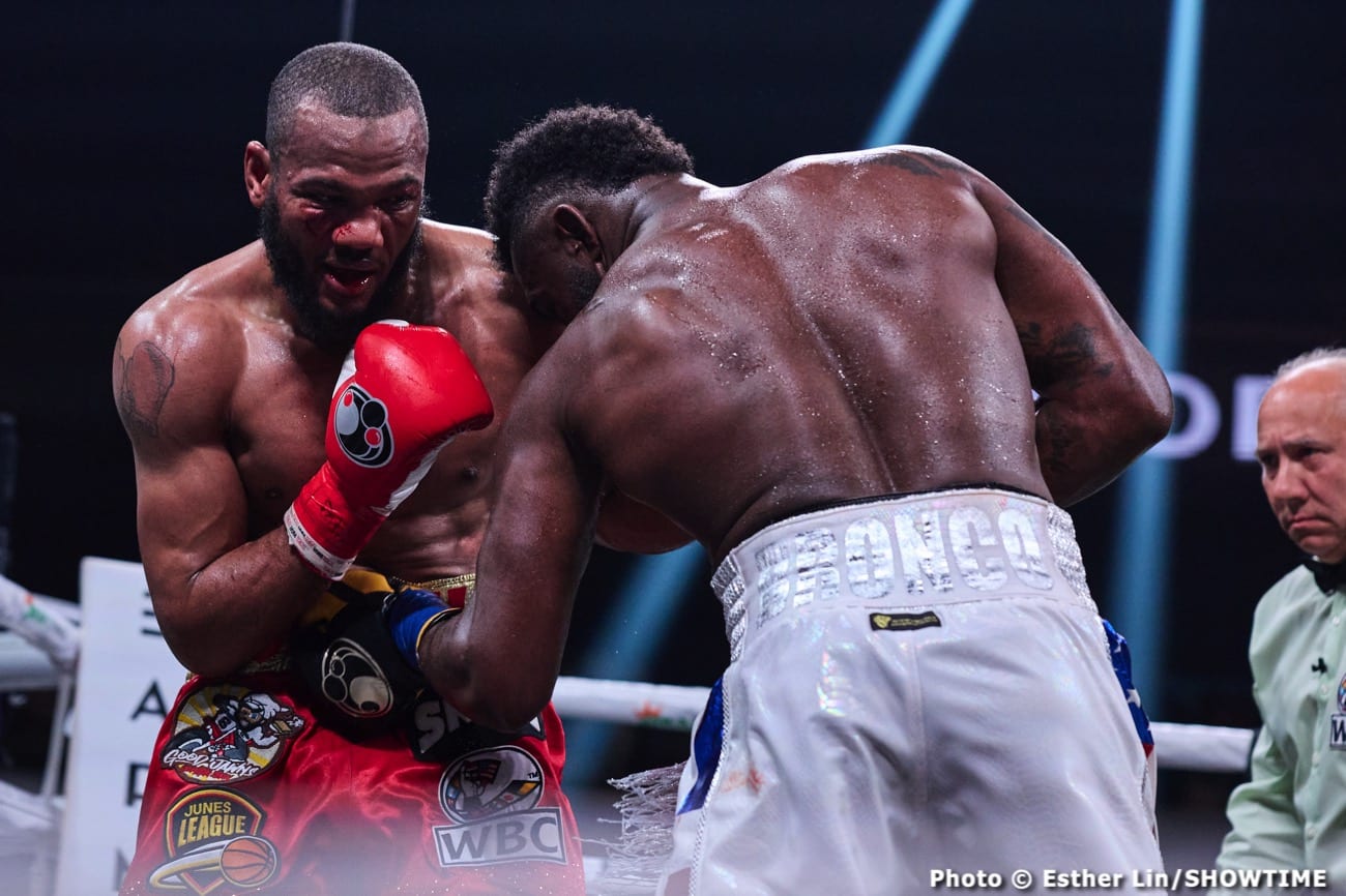 Boxing photo: Carlos Adames, Julian Williams image Adames vs. Williams SHO Card: Good Scraps Bad Stoppages - Boxing Results