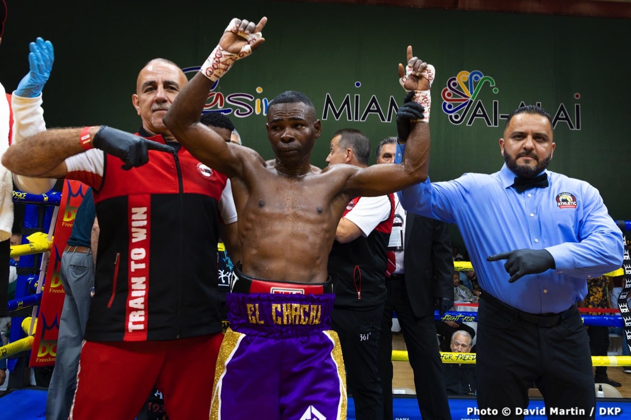 Guillermo Rigondeaux Takes Out Clemente-Andino With One-Punch Body Shot KO