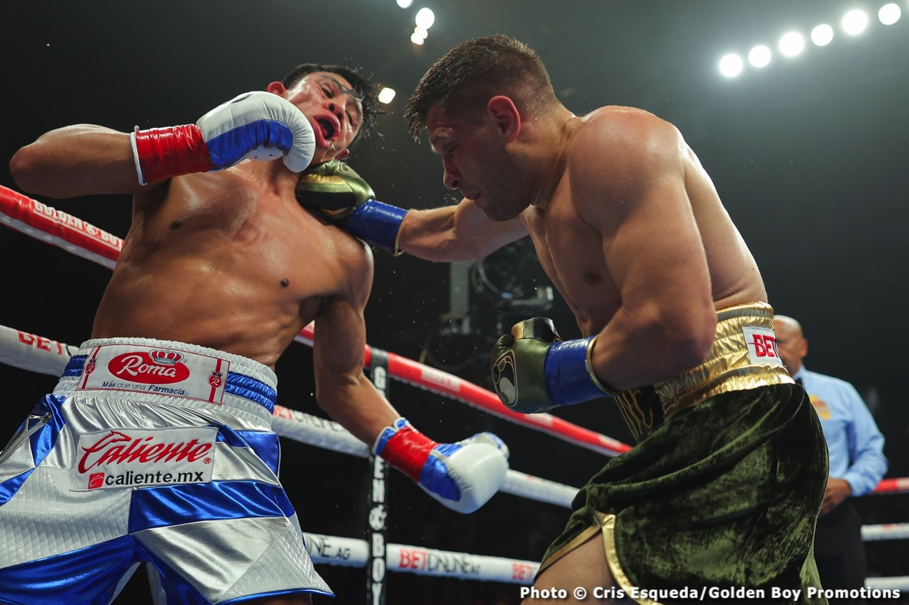 Boxing photo: Jaime Munguia, Sergiy Derevyanchenko image Boxing Tonight: Munguia vs. Derevyanchenko - Live Boxing Results