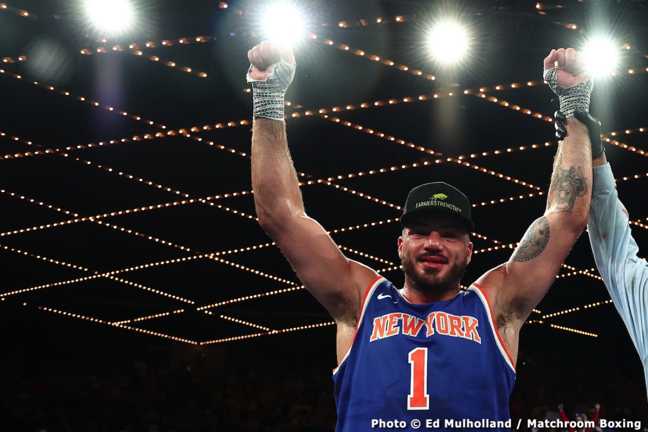 Boxing photo: Adam Kownacki, Joe Cusumano image Joe Cusumano KOs Babyface Kownacki in New York - Boxing Results