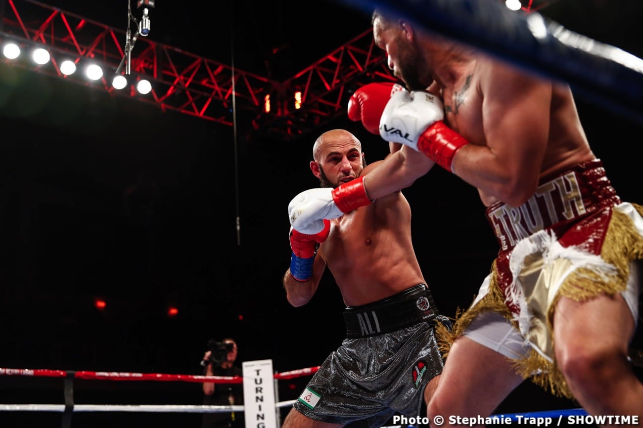 Boxing photo: Ali Izmailov, Charles Foster: image Ali Izmailov decisions Charles Foster - Boxing Results