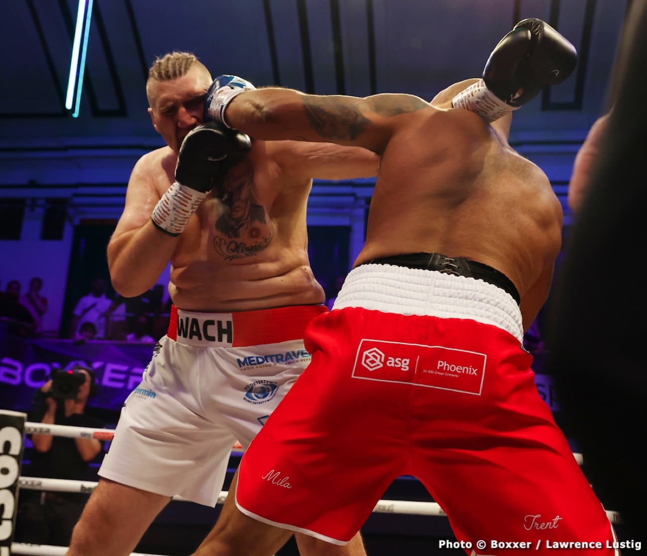 Boxing photo: Frazer Clarke, Mariusz Wach image Frazer Clarke defeats Mariusz Wach - Boxing Results