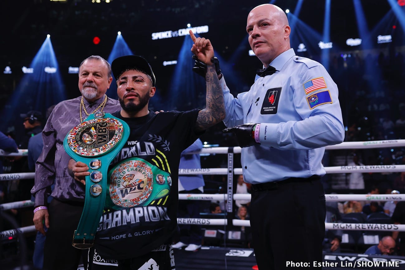 Boxing photo: Alexandro Santiago, Nonito Donaire image Alexandro Santiago defeats Nonito Donaire - Boxing Results