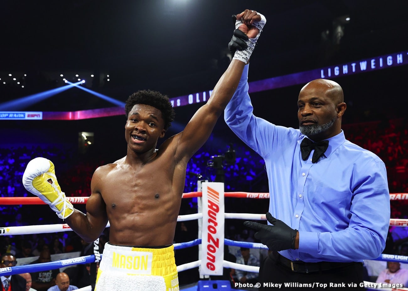 Boxing photo: Arslanbek Makhmudov, Charles Martin, Jared Anderson, Raphael Akpejiori image Boxing Tonight: Anderson vs. Martin – Live Results