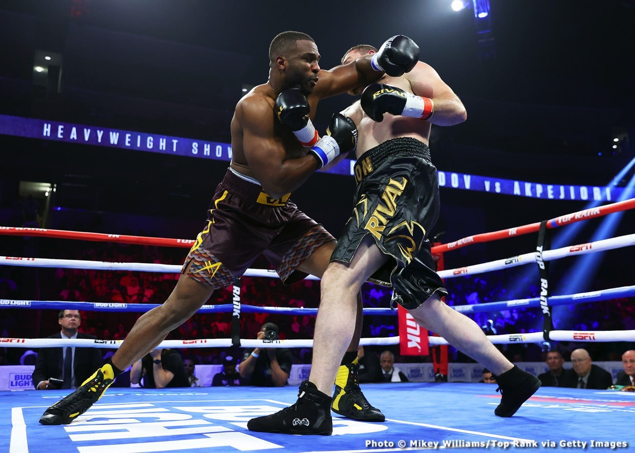 Photo: Makhmudov's U.S. Debut Ends with TKO Victory - Boxing Results Makhmudov's U.S. Debut Ends with TKO Victory - Boxing Results