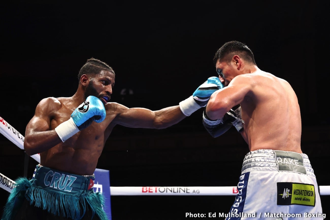 Boxing photo: Andy Cruz image Andy Cruz Defeats Burgos In Pro Debut - Boxing Results