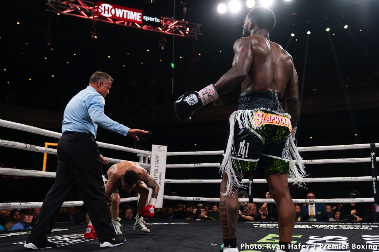 Boxing photo: Artem Harutyunyan, Elvis Rodriguez, Frank Martin, Viktor Postol image Frank Martin decisions Artem Harutyunyan - Boxing results