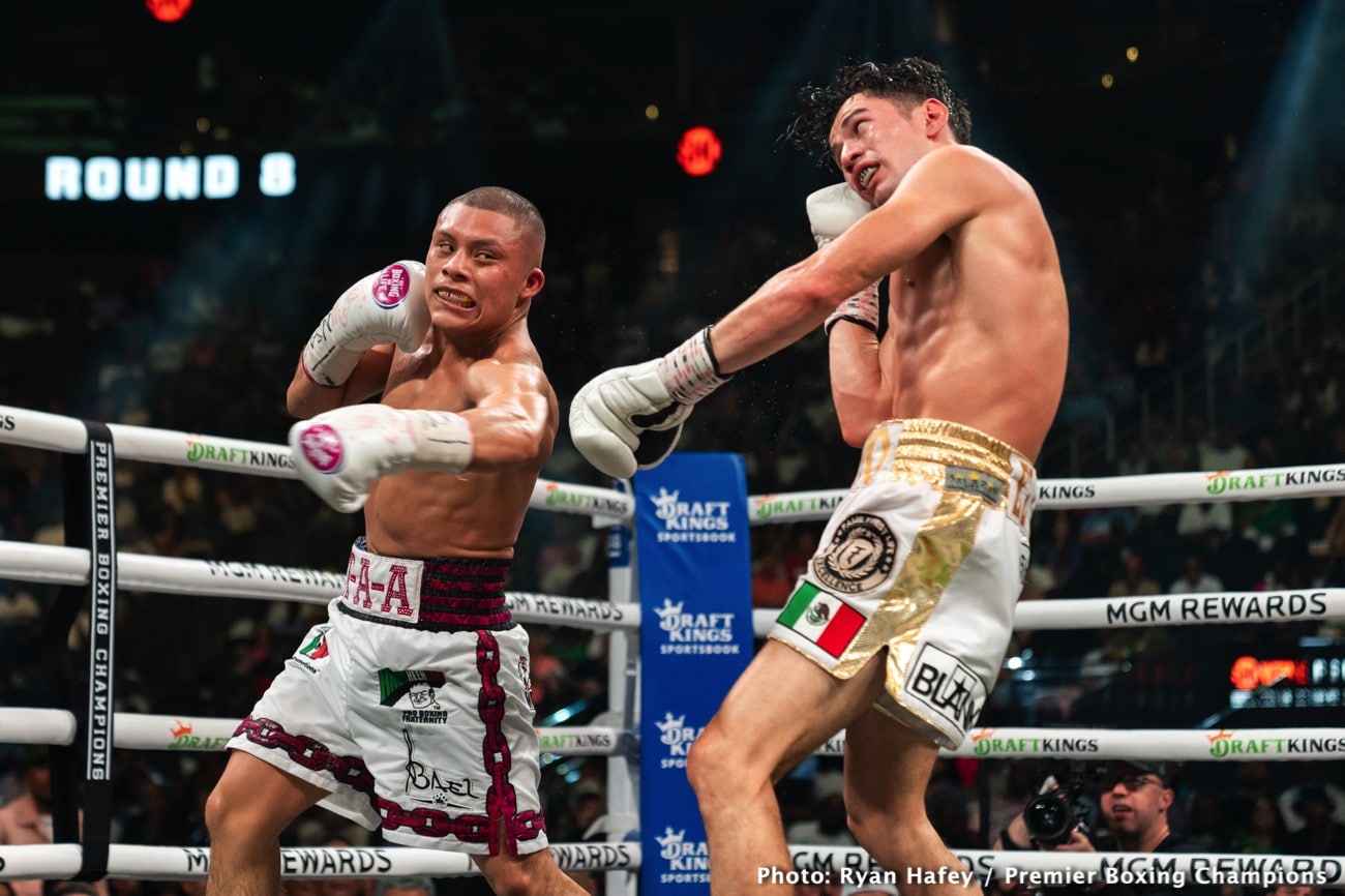 Boxing photo: Giovanni Cabrera, Isaac Cruz image Isaac Cruz Decisions Giovanni Cabrera - Boxing Results
