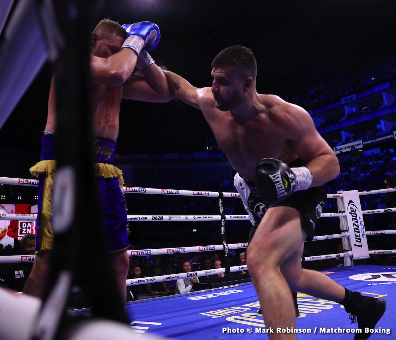 Boxing photo: Anthony Joshua, Demsey McKean, Derek Chisora, Filip Hrgovic, Robert Helenius image Boxing Tonight: Joshua vs. Helenius – Live Results