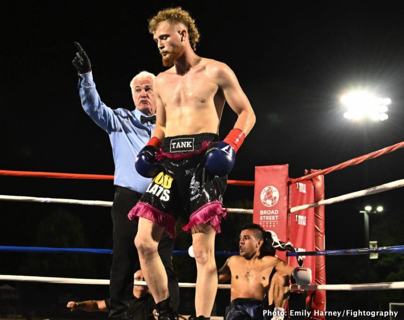 Boxing photo: Mike Ohan image Mike Ohan Defeats Harry Gigliotti - Boxing Results