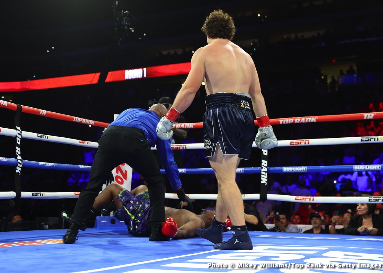 Boxing photo: Emanuel Navarrete, Óscar Valdez, Richard Torrez Jr. image Boxing Tonight: Navarrete vs. Valdez – Live Results