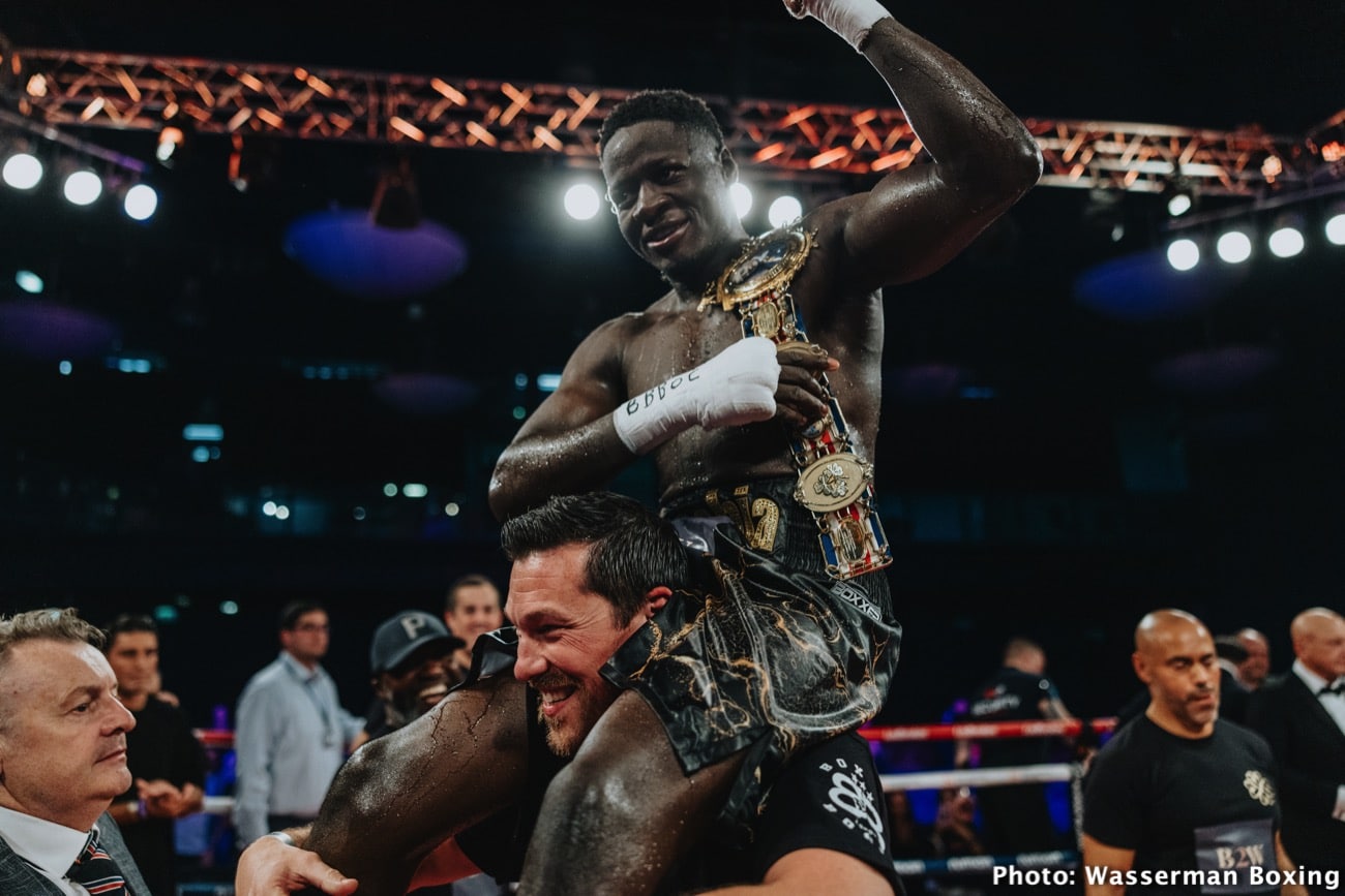 Boxing photo: Lyndon Arthur image Arthur climbs off canvas to stop Suarez in dramatic IBO clash - Boxing Results