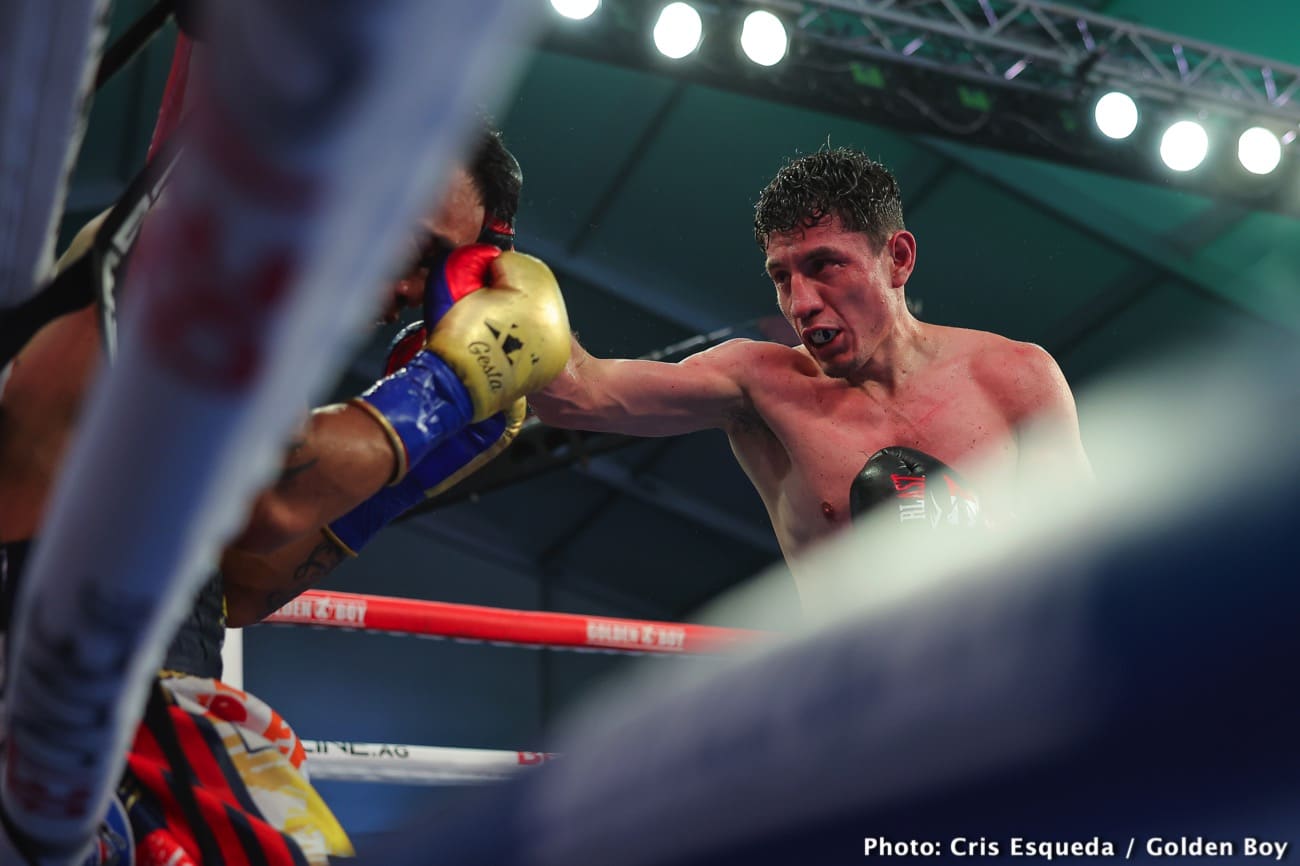 Boxing photo: Mercito Gesta, William Zepeda image William Zepeda destroys Mercito Gesta in six round KO - Boxing results