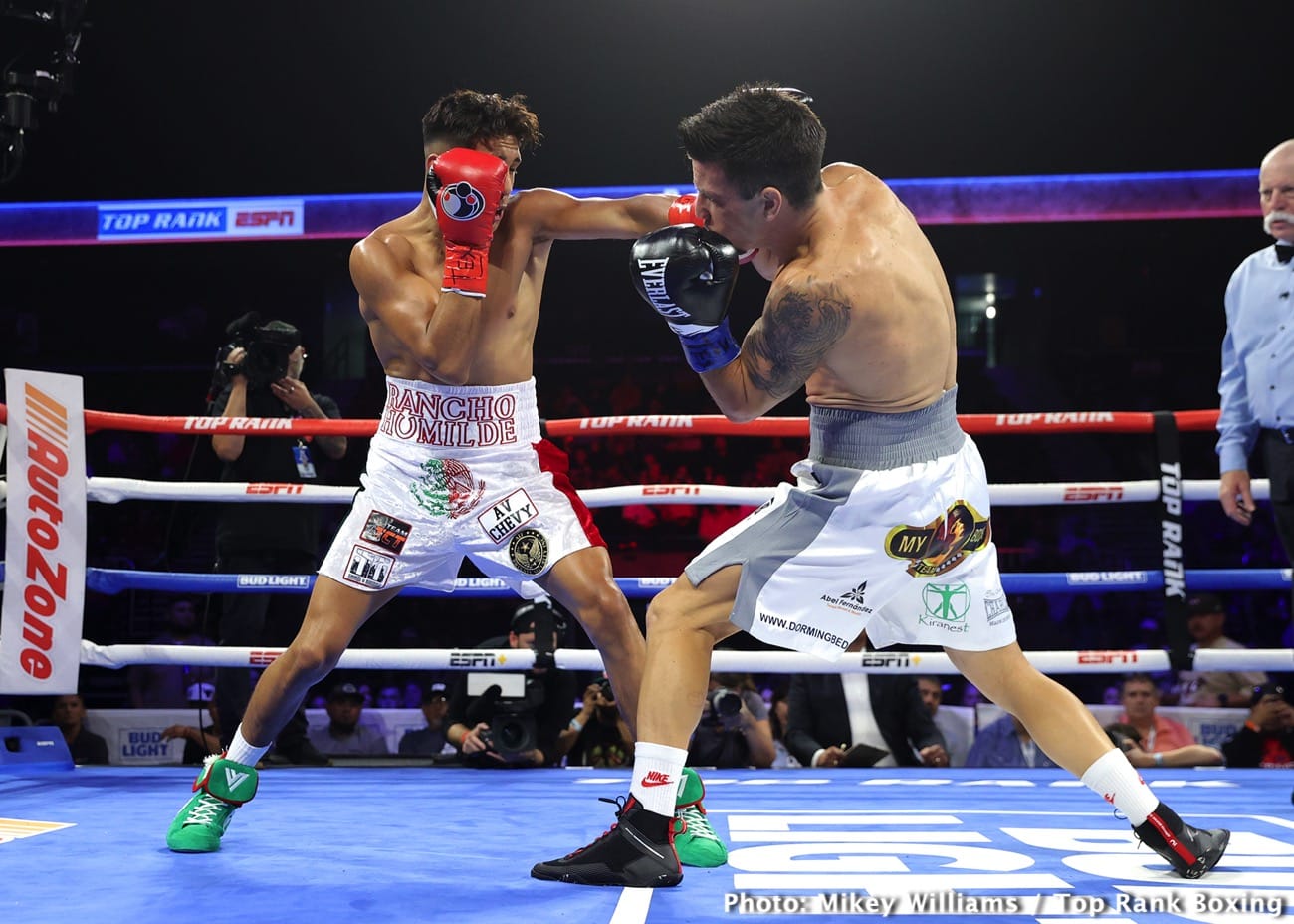 Boxing photo: Joet Gonzalez, Luis Alberto Lopez, Xander Zayas image Boxing Tonight: Lopez vs. Gonzalez – Live Results