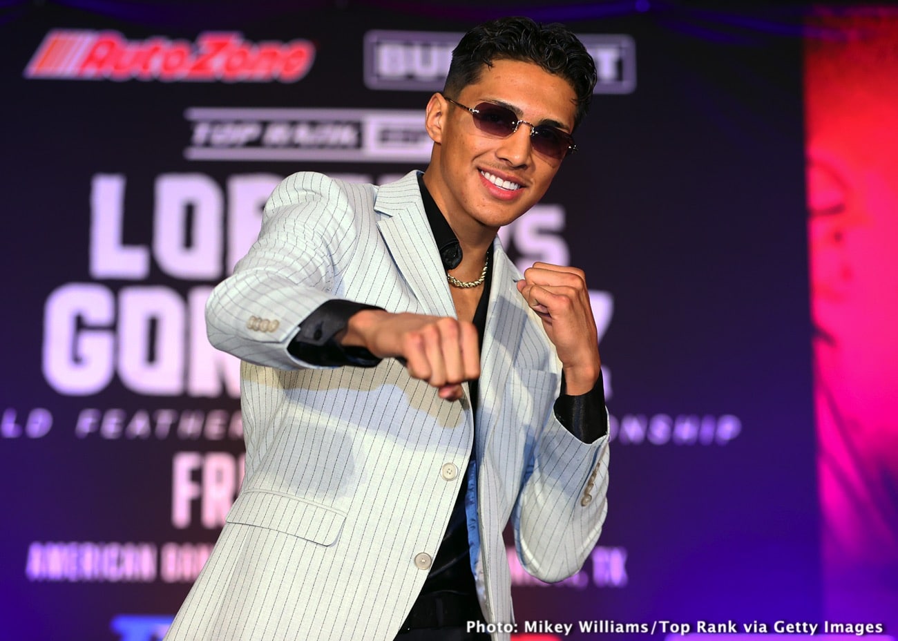 Boxing photo: Joet Gonzalez, Luis Alberto Lopez image Results: Luis Alberto Lopez Retains IBF Featherweight Title Against Gonzalez