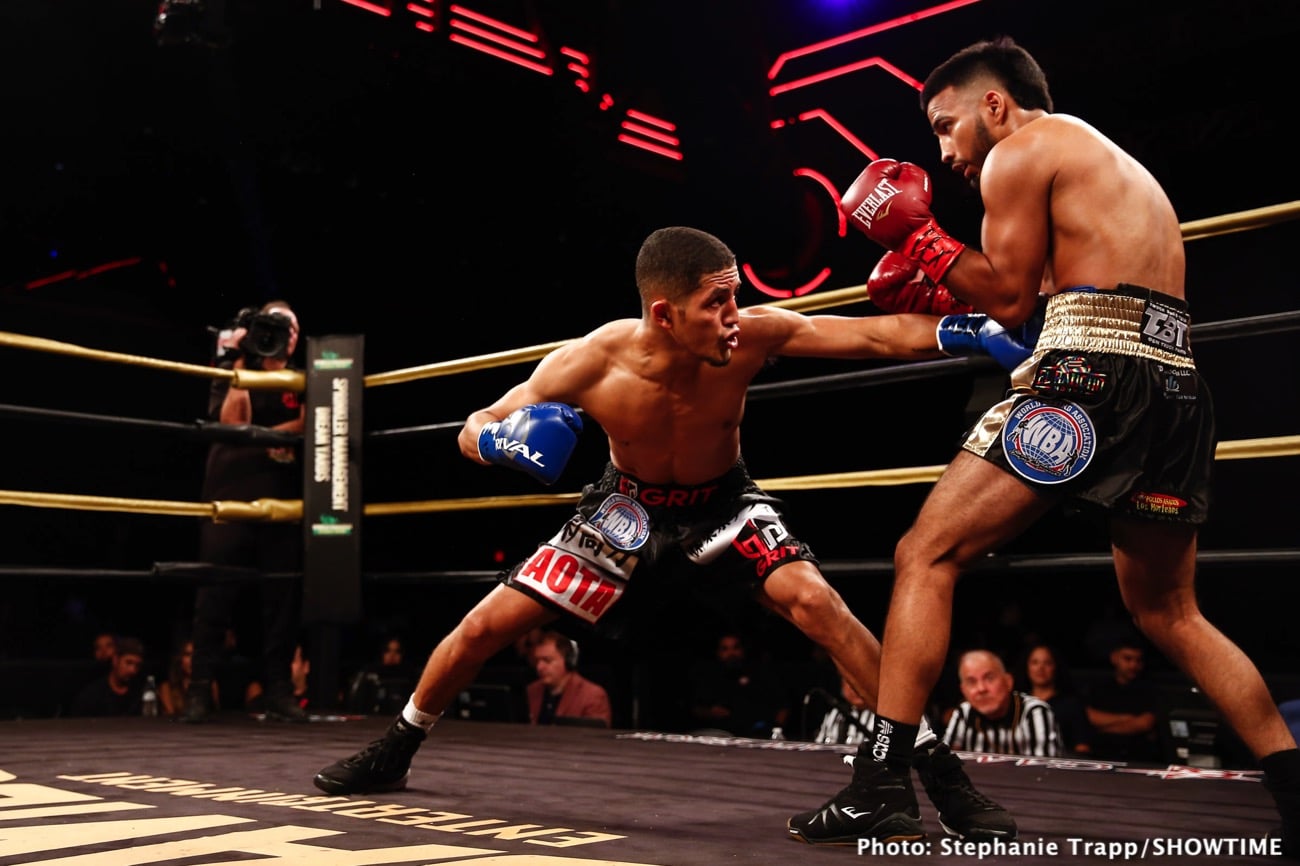 Boxing photo: Rafael Pedroza, Ramon Cardenas image Ramon Cardenas KOs Rafael Pedroza - Boxing Results