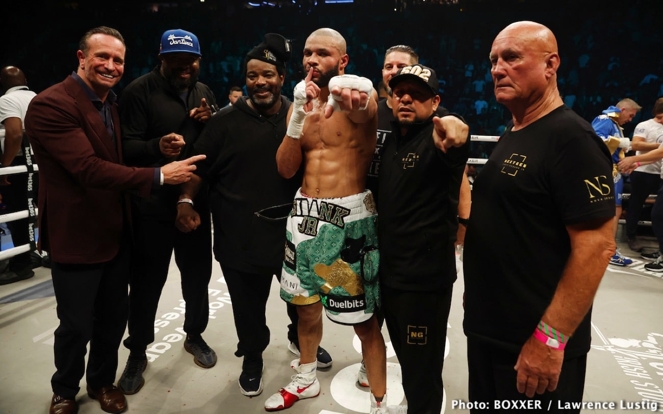 Boxing photo: Chris Eubank Jr, Liam Smith image Chris Eubank Jr. stops Liam Smith in 10th round TKO - Boxing Results
