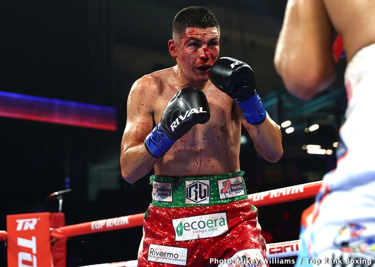 Boxing photo: Joet Gonzalez, Luis Alberto Lopez, Xander Zayas image Boxing Tonight: Lopez vs. Gonzalez – Live Results
